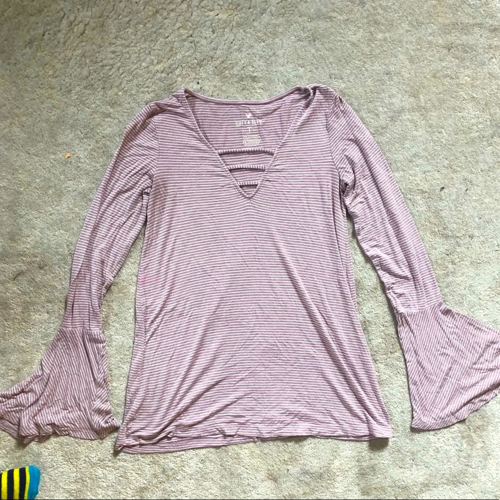 🔹2/$10 American Eagle striped purple long flared sleeve cut out top AE